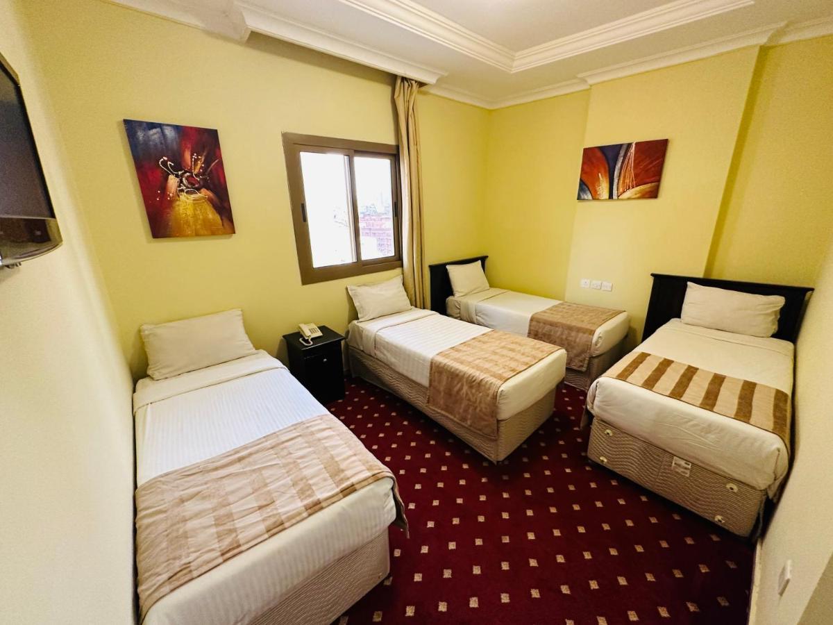Majd Al Mohagerin Hotel Mecca Exterior photo
